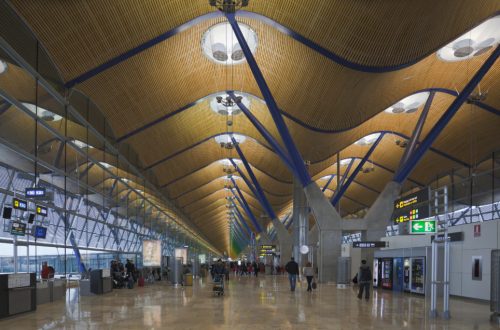 terminal 4 Aeroporto di Madrid Barajas - Spagna